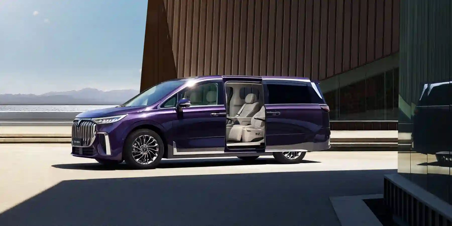 Новость VOYAH ПРЕДОСТАВЛЯЕТ ДОПОЛНИТЕЛЬНУЮ СКИДКУ НА ПОКУПКУ В TRADE-IN РОСКОШНОГО МИНИВЭНА VOYAH DREAM LONG RANGE 